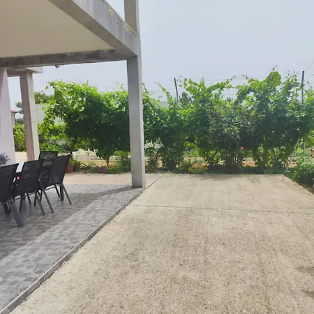 Lucic 度假居 罗佐瓦克