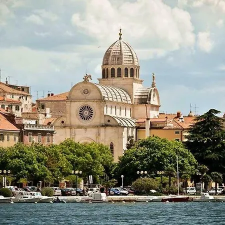 Vakantiehuis Lucic Lozovac