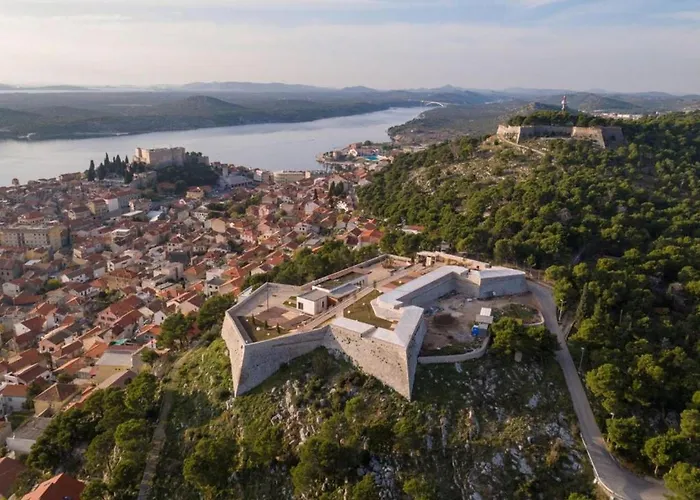 Vakantiehuis Lucic *