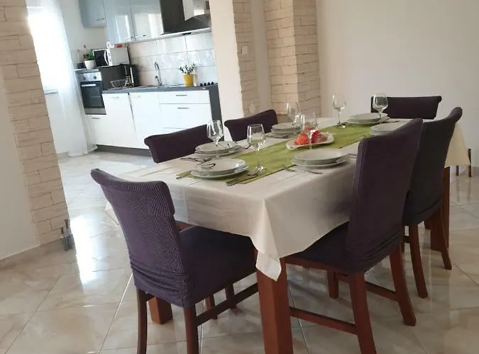 Lucic Vakantiehuis *